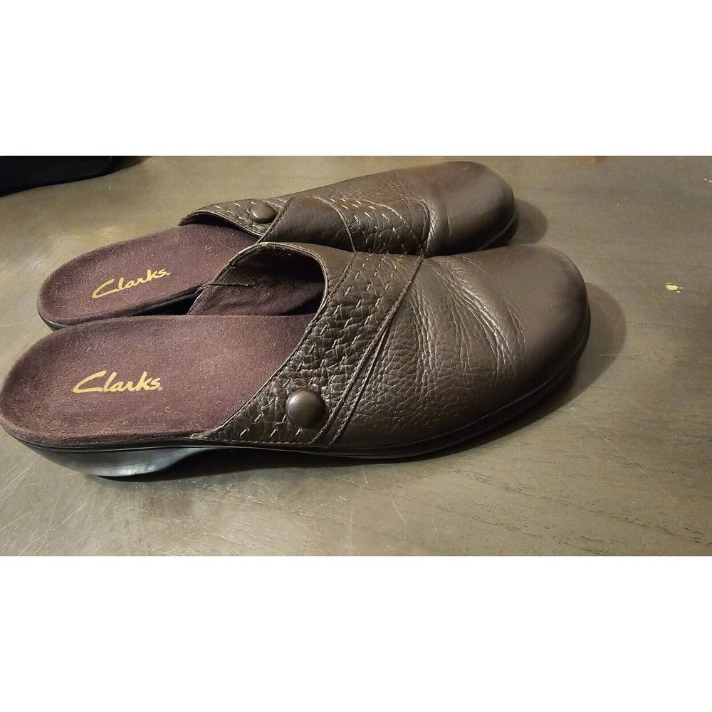 Clarks women's shoes Size 11 Brown Slip On - Picture 2 of 4
